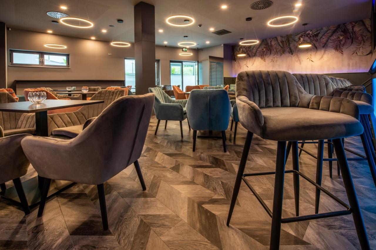 Wellness Hotel Panorama 特伦钦温泉区 外观 照片