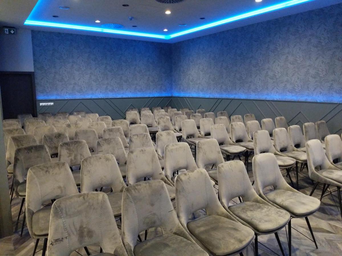 Wellness Hotel Panorama 特伦钦温泉区 外观 照片