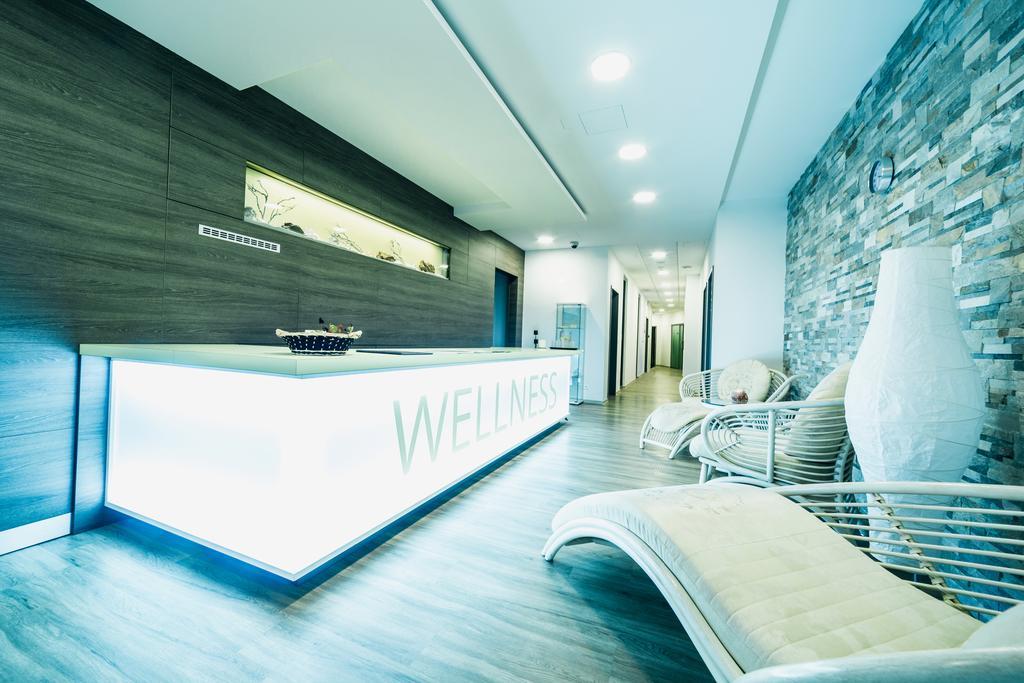 Wellness Hotel Panorama 特伦钦温泉区 外观 照片