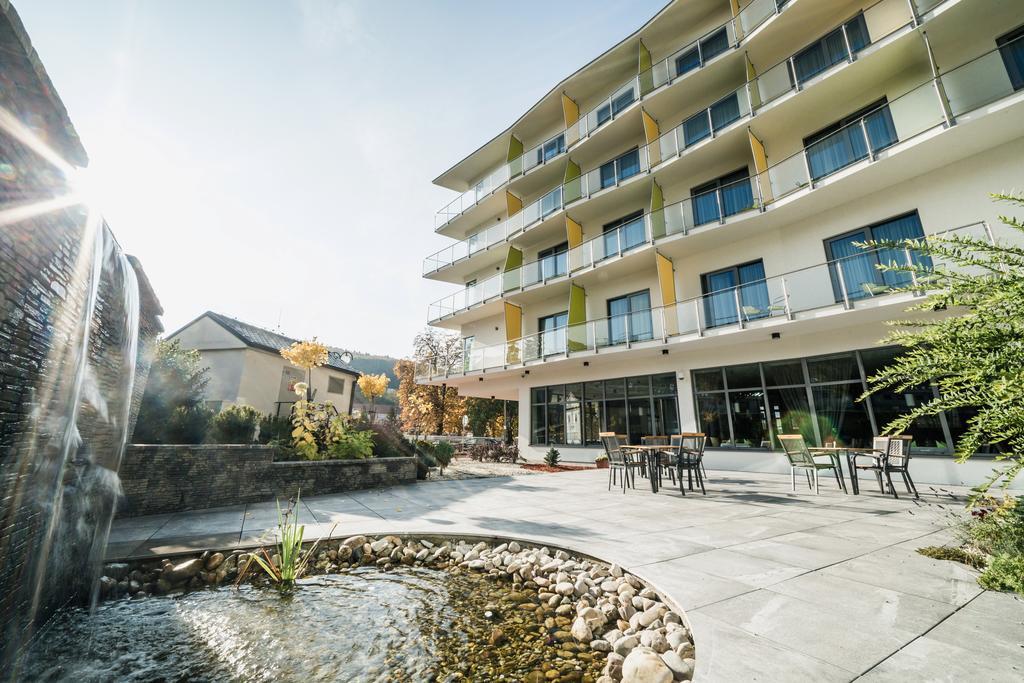 Wellness Hotel Panorama 特伦钦温泉区 外观 照片